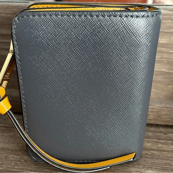 Marc Jacobs Orange Wallet with Gold Accent - Picture 3 of 3